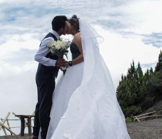 BODA EN EL ACATENANGO