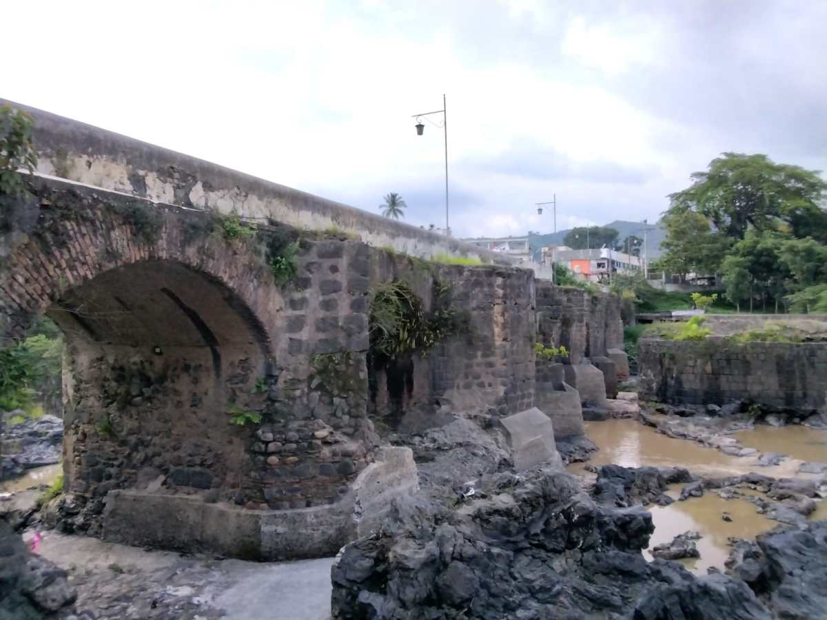 Cuántos años lleva resistiendo el Puente Los Esclavos a cualquier desastre natural