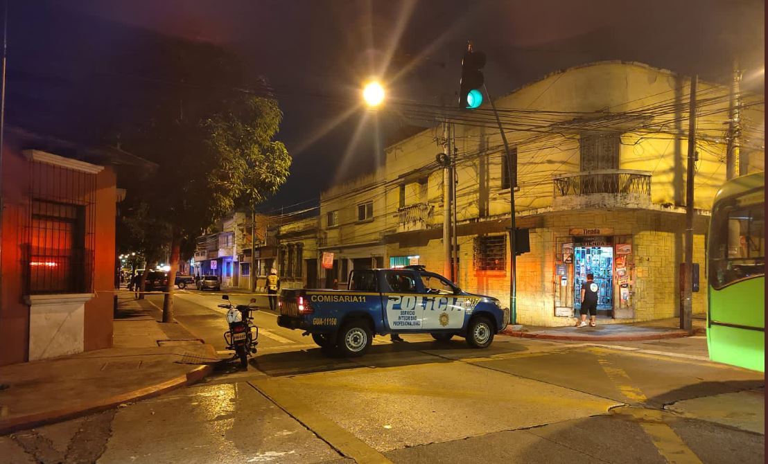 La muer murió dentro de un negocio de la zona 1 capitalina. (Foto: Amílcar Montejo/PMT)