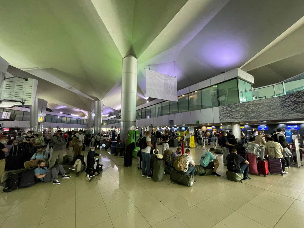 “Feo y lúgubre”: Varios guatemaltecos relatan cómo ha sido su experiencia en el Aeropuerto Internacional La Aurora