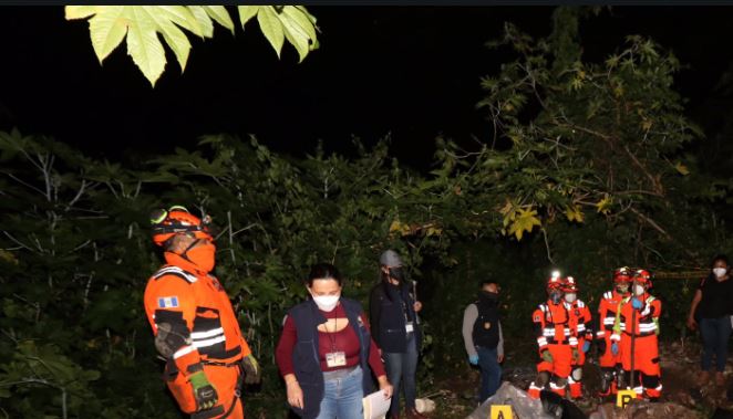 Hallan dos cuerpos en Villa Nueva, prendas y documentos vinculados con la pareja de payasos desaparecida