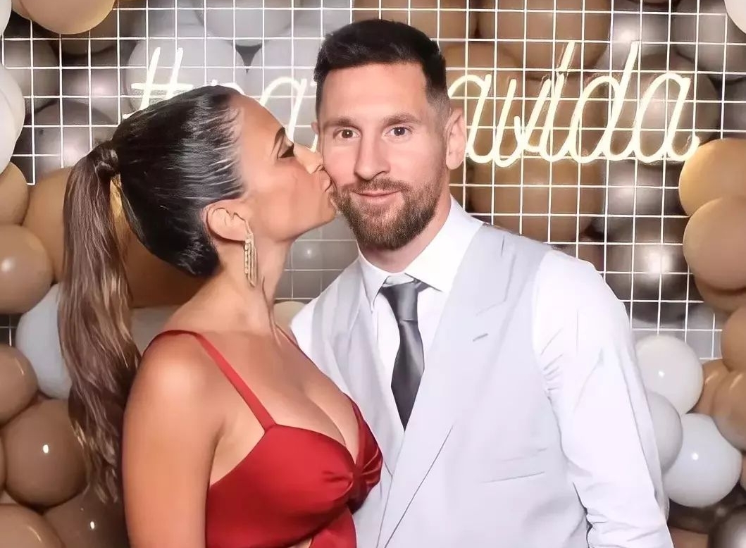 Las imagénes de Lionel Messi y Antonela Roccuzzo en la boda de Jordi Alba y Romarey Ventura