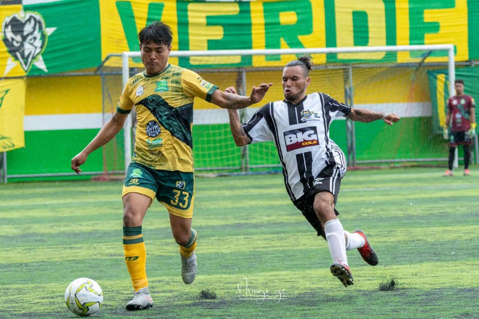 Los jugadores han mostrado su rechazo al límite de edad en la Primera, Segunda y Tercera División. (Foto Prensa Libre: Hemeroteca PL)