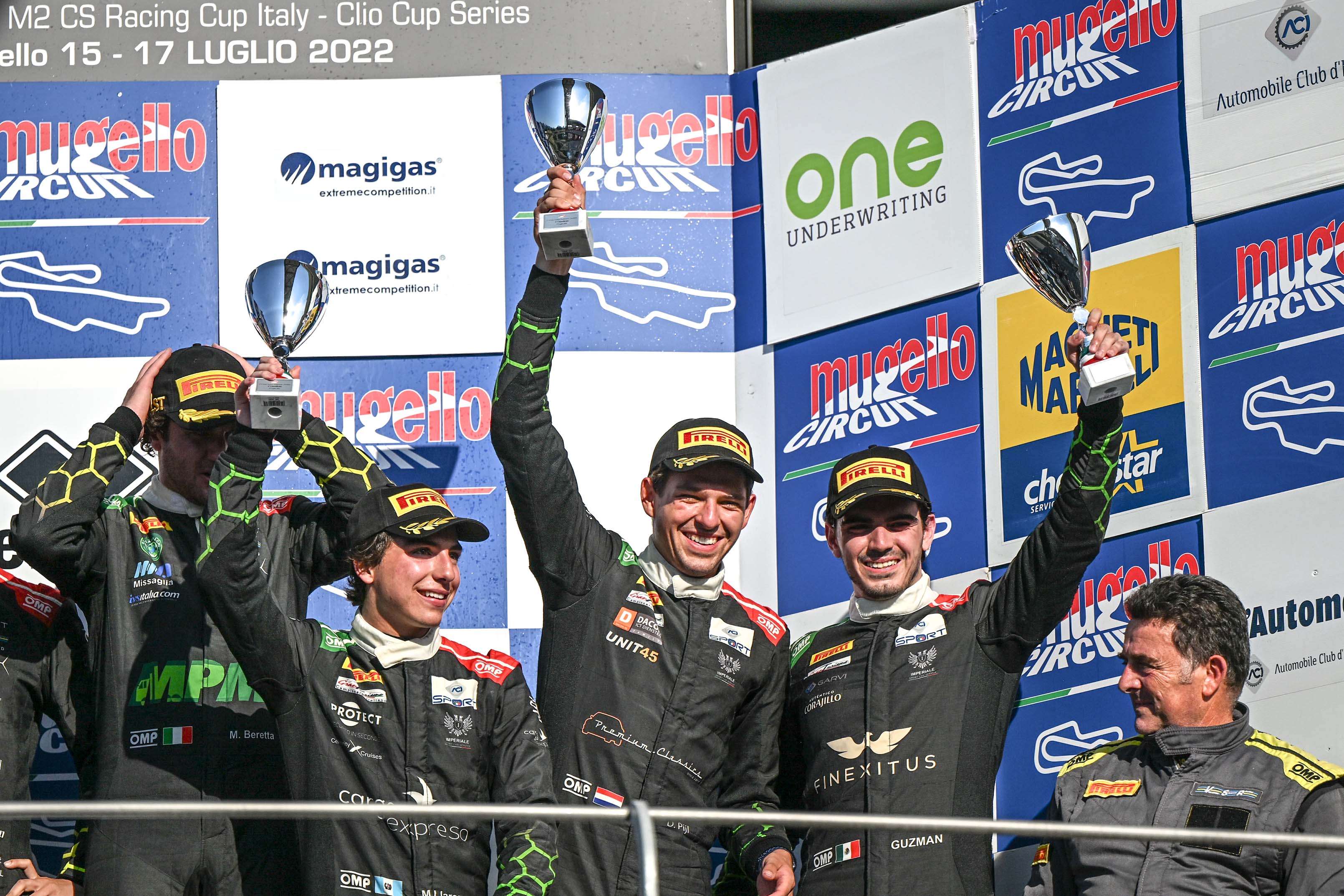 Matteo Larina ha disputato una gara eccezionale che ha portato la sua squadra al terzo posto nel Campionato Italiano Gran Turismo Endurance.