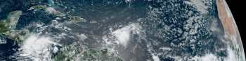 USA8911. MIAMI (ESTADOS UNIDOS), 01/07/2022.- Fotografía satelital cedida este viernes por la Administración Nacional de Océanos y Atmósfera (NOAA) de Estados Unidos a través del Centro Nacional de Huracanes (NHC) donde se aprecia la tormenta tropical "Dos" durante su paso por el Caribe hacia Centroamérica. El potencial ciclón "Dos" se transformó este viernes en "Bonnie", la segunda tormenta tropical de este año en el Atlántico, que se acerca a Nicaragua y Costa Rica con vientos máximos sostenidos de 40 millas por hora (65 km/h), informó el Centro Nacional de Huracanes (NHC) de EE.UU.  EFE/ NOAA-NHC/ SÓLO USO EDITORIAL/SÓLO DISPONIBLE PARA ILUSTRAR LA NOTICIA QUE ACOMPAÑA (CRÉDITO OBLIGATORIO)
