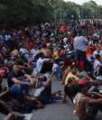 Caravana migrante parte del sur de México con temor tras tragedia en Texas