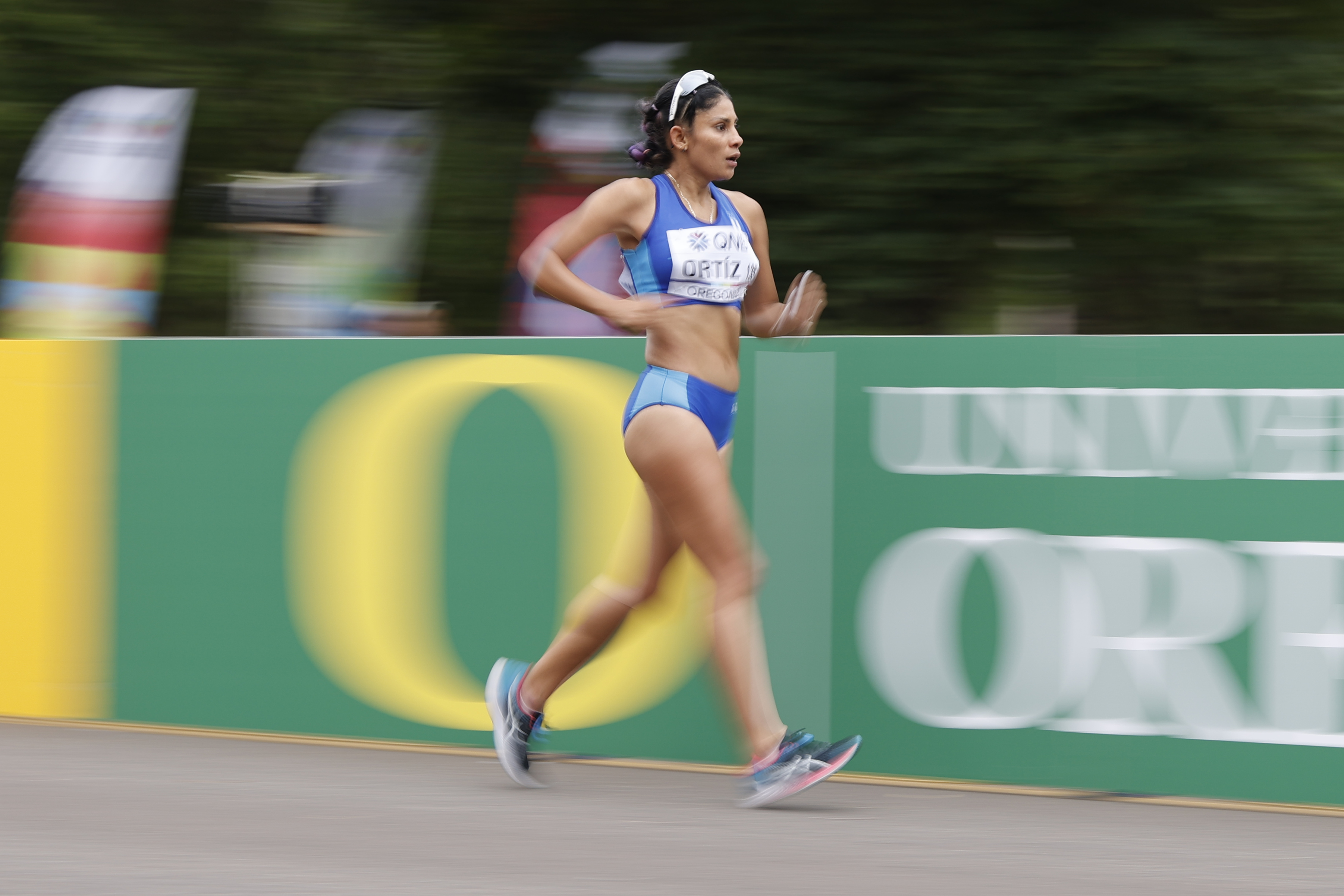 La guatemalteca Mirna Ortiz participó en la prueba de los  35km femenino en los Campeonatos mundiales de atletismo que se realizan en Oregón. (Foto Prensa Libre: EFE).