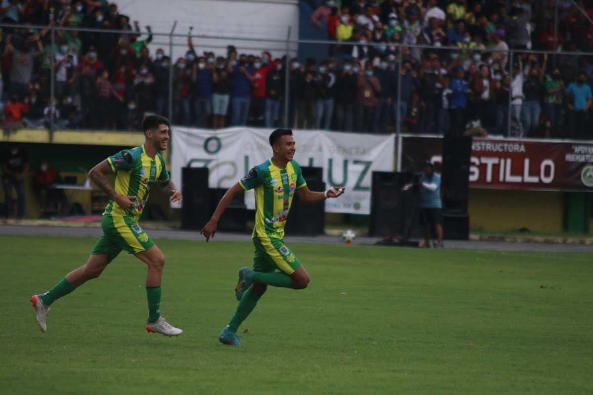 Apertura 2022: Xinabajul Huehue vence al campeón Comunicaciones en su estreno en Liga Nacional