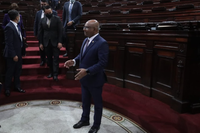 Abdulla Shahid durante su visita al Congreso de la República de Guatemala. (Foto Prensa Libre: Cortesía Cancillería)