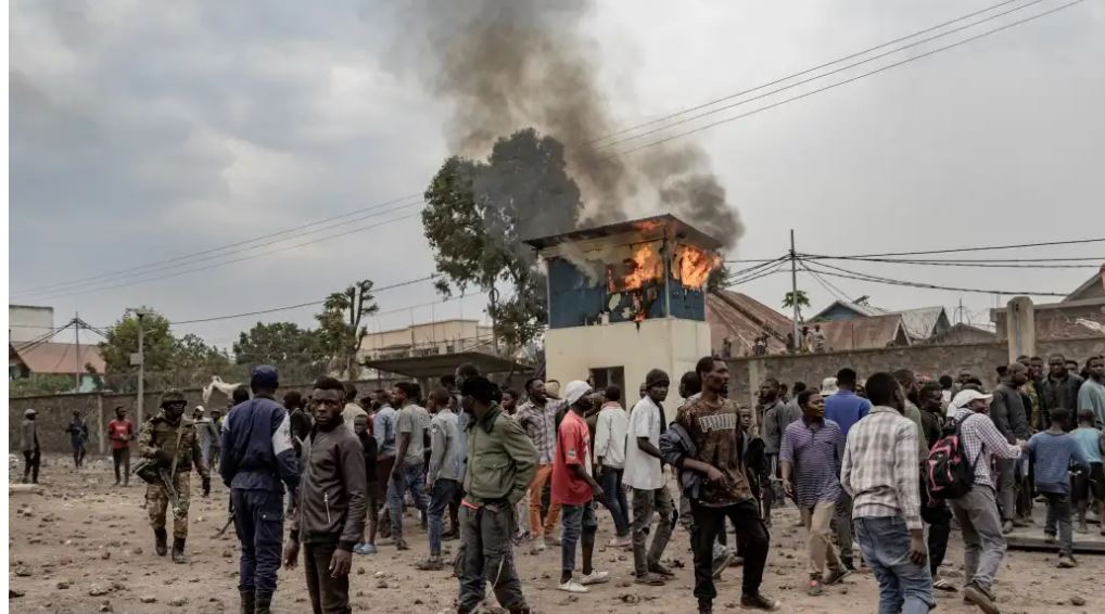 Más de 60 manifestantes han resultado heridos en el Congo. (Foto Prensa Libre: AFP)