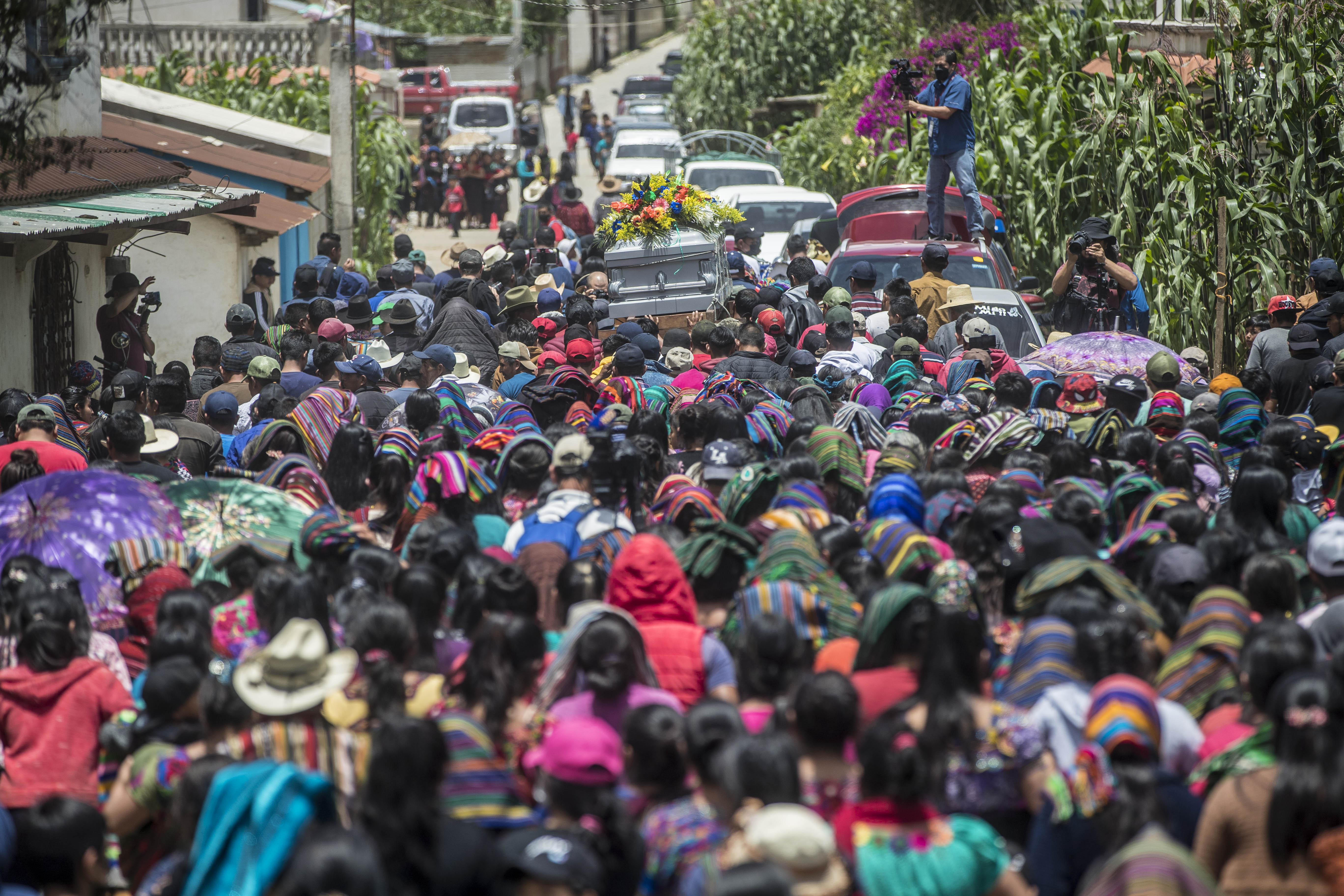 Dolor en Nahualá: despiden el cuerpo de Pascual Guachiac, de 13 años, víctima de la tragedia migrante de Texas