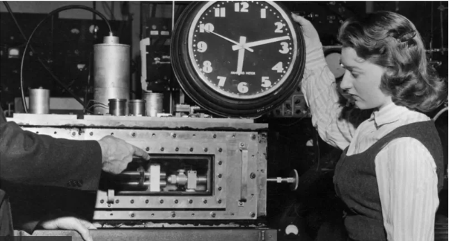 Cómo funcionan los relojes atómicos y por qué sin ellos el mundo se hundiría en el caos