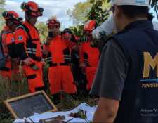 Los restos fueron hallados en un área boscosa de Gualán, Zacapa. (Foto Prensa Libre: MP) 