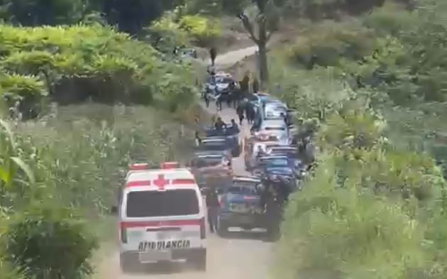 Gobernación dijo que hay al menos tres policías heridos en enfrentamiento. (Captura de video/PNC)