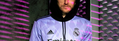 El Real Madrid presentó su nueva camisola. Foto Prensa Libre (@realmadrid)