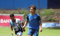 Arian Recinos disputando un partido con la Selección Sub-20 de Guatemala. Foto Prensa Libre (arianrecinos)