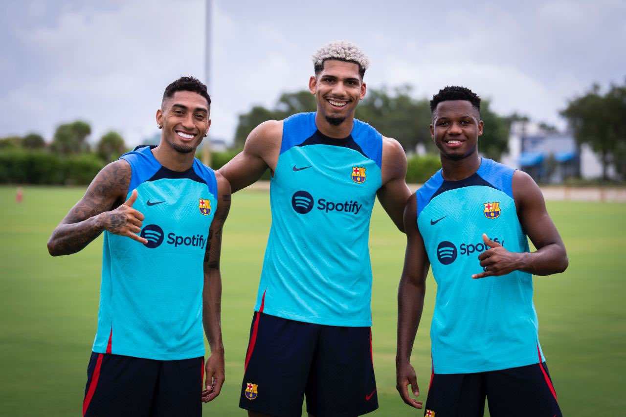 Los jugadores del FC Barcelona realizaron su primer entrenamiento en Estados Unidos. Foto Prensa Libre (FC Barcelona)