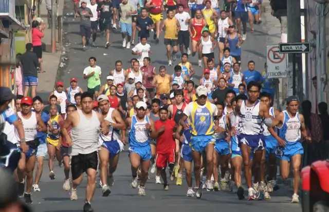La carrera estará suspendida según la organización (Foto Prensa Libre: Twitter)