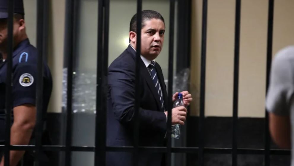 El pasado 28 de octubre se ejecutó el convenio de colaboración eficaz de Juan Carlos Monzón Rojas , exsecretario privado de la vicepresidencia. (Foto: Prensa Libre Hemeroteca)