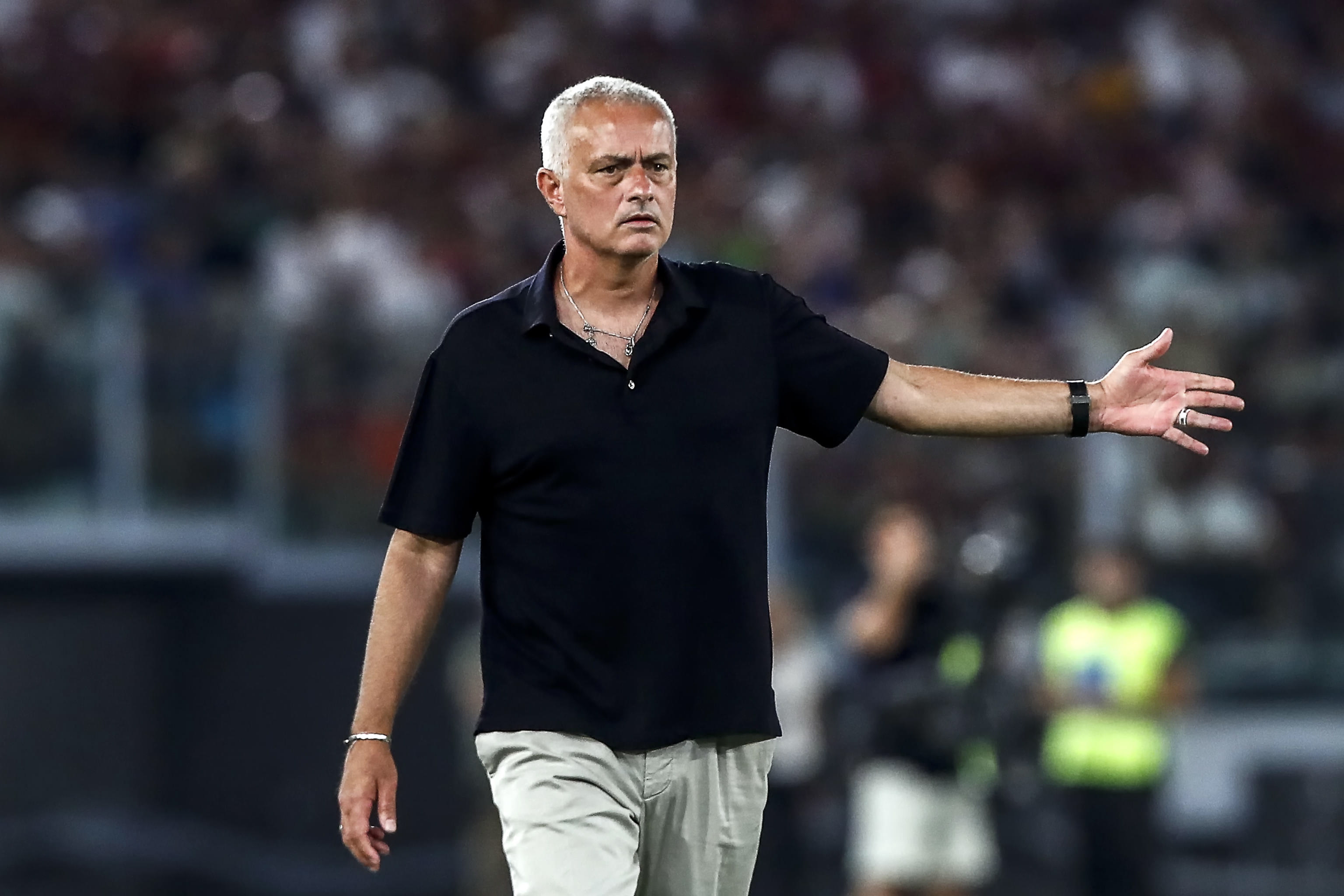 José Mourinho y su nueva Roma asustan en Italia