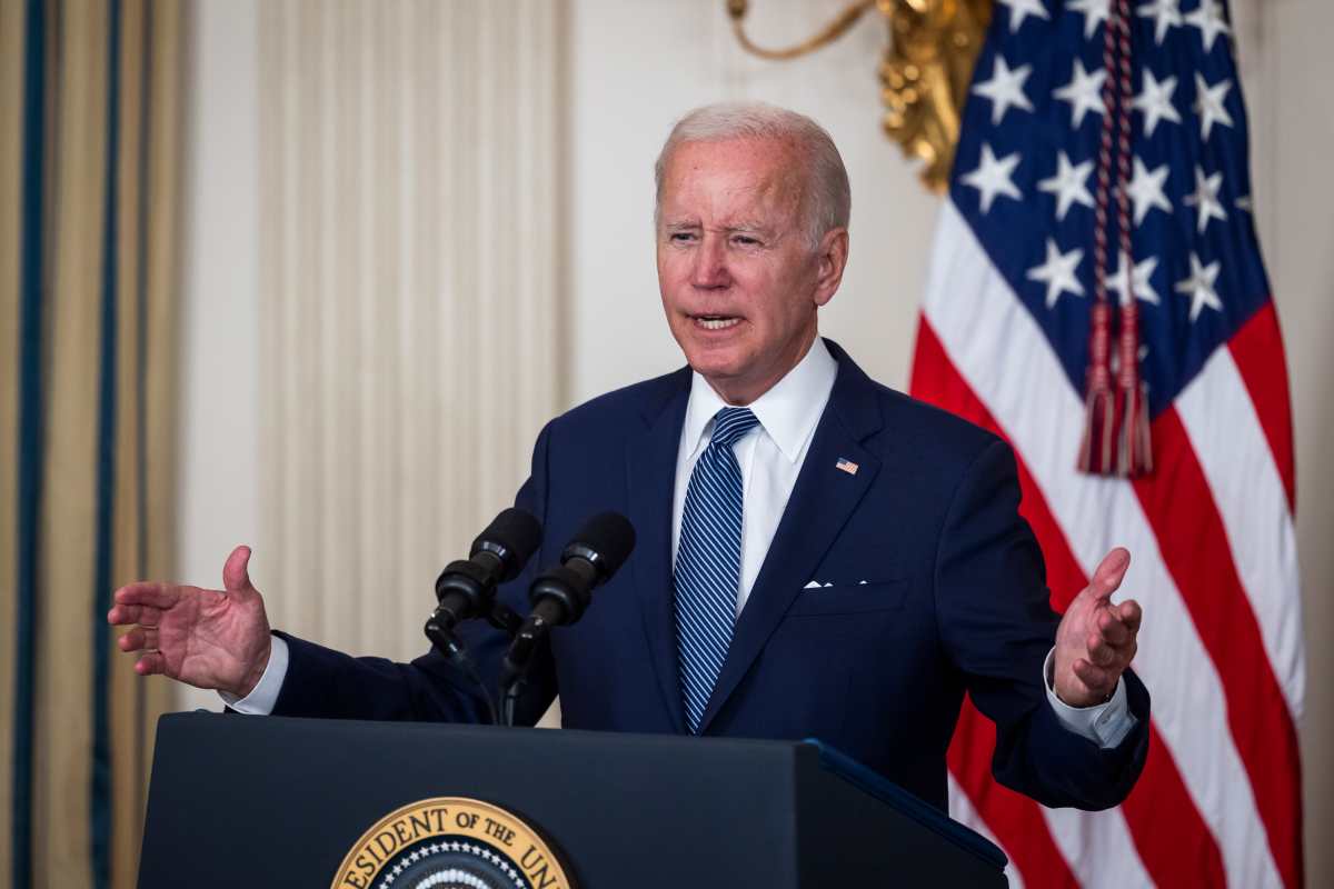 Joe Biden anuncia que perdonará parte de la deuda por préstamos estudiantiles en un guiño al voto joven