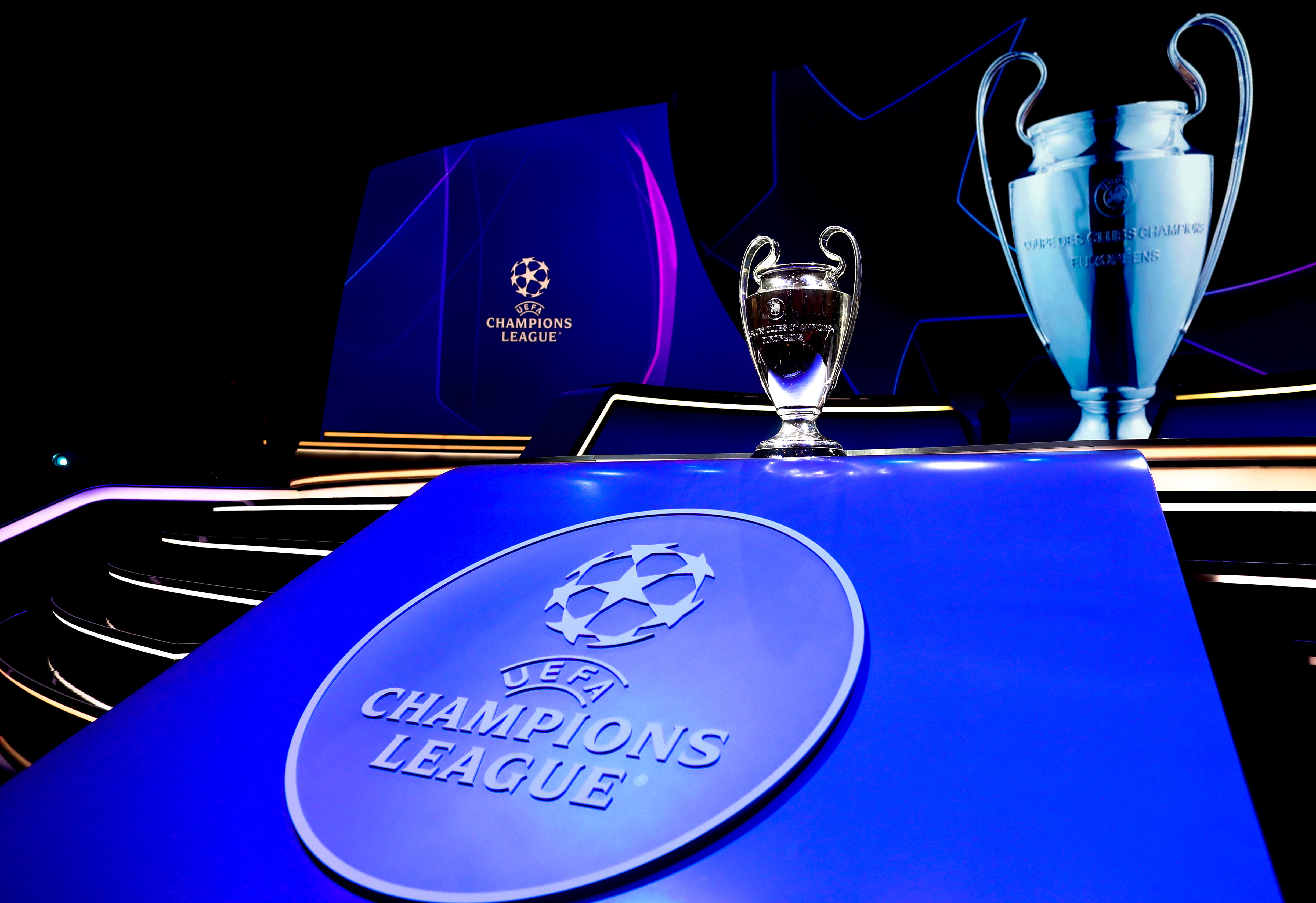 El sorteo de la Champions League determinará los posibles enfrentamientos en octavos de final.