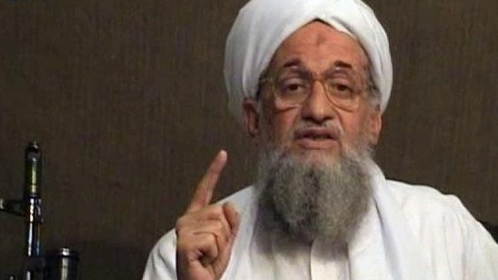 Al Qaeda: quién era Ayman al Zawahiri, la mano derecha de Osama Bin Laden que EE.UU. mató en Afganistán