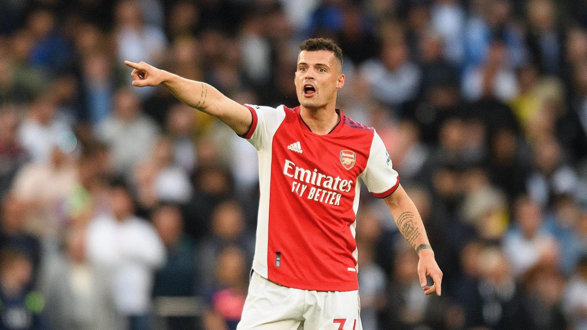 Video: Investigan a futbolista por extraña jugada vinculada a un posible amaño de partido en la Premier League