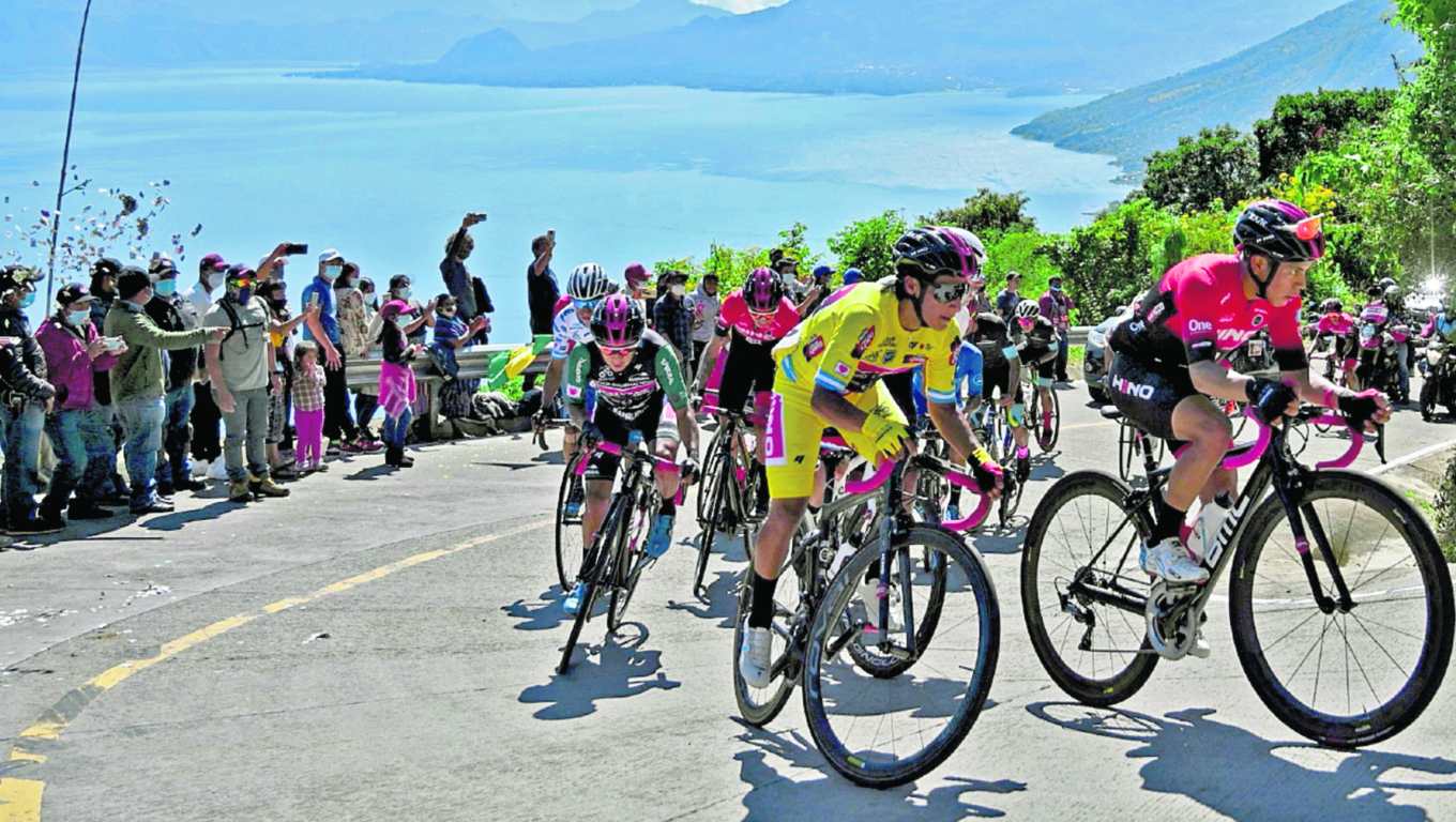 La fiesta del ciclismo regresa para este año con la edición 61 de la Vuelta a Guatemala. (Foto Prensa Libre: Hemeroteca)