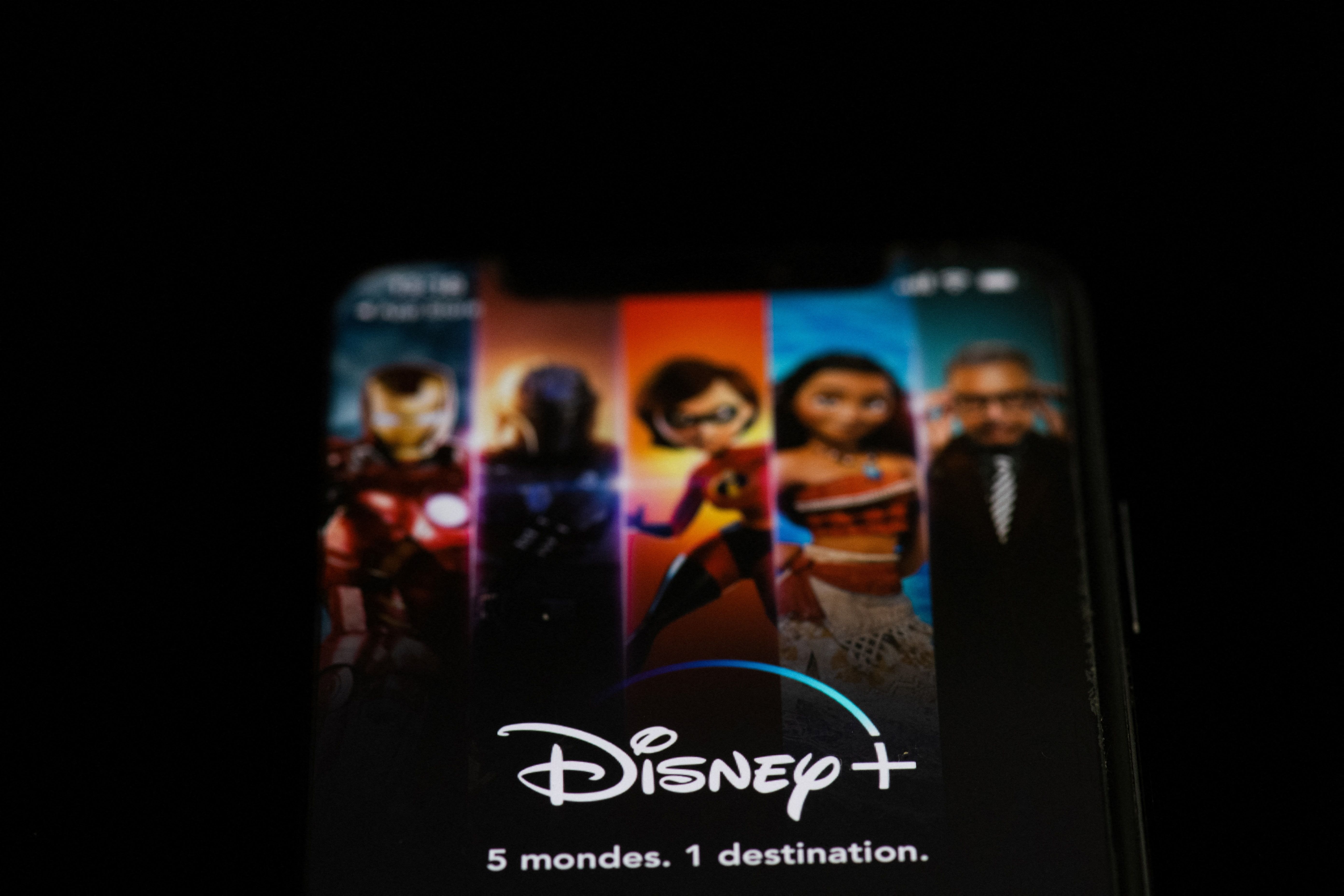 Disney anunció que superó a Netflix en abonados a sus plataformas de "streaming". (Foto Prensa Libre: AFP)