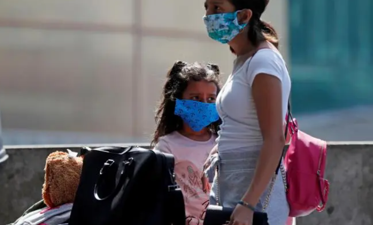Viruela del mono en Guatemala: Salud afirma “que es recomendable” que estudiantes usen mascarilla para prevenir contagio