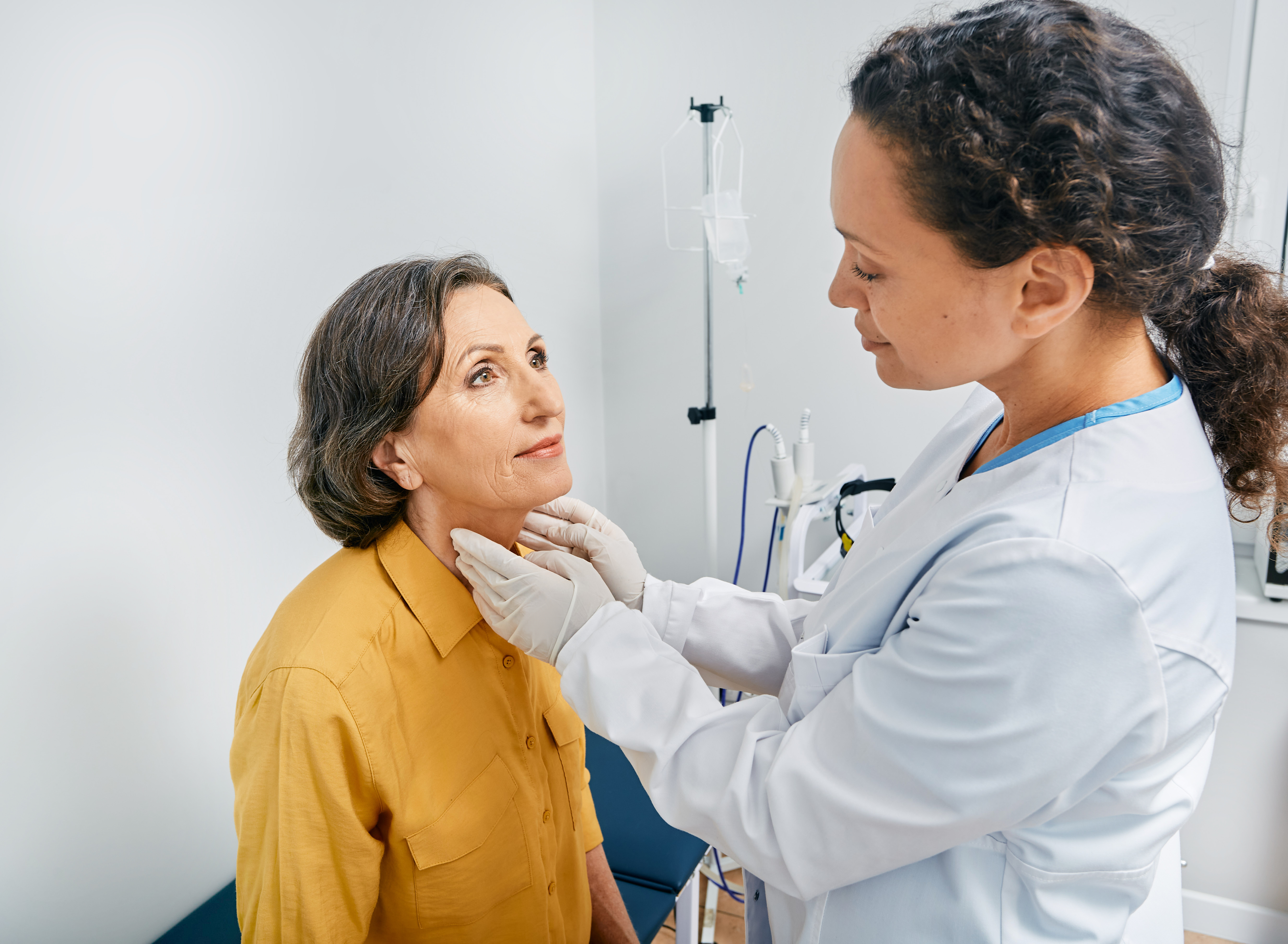 Pocas son las clínicas en donde los pacientes, especialmente mujeres, pueden encontrar un diagnóstico certero sobre padecimientos de la tiroides, como en Quetzaltenango. (Foto Prensa Libre: Shutterstock).