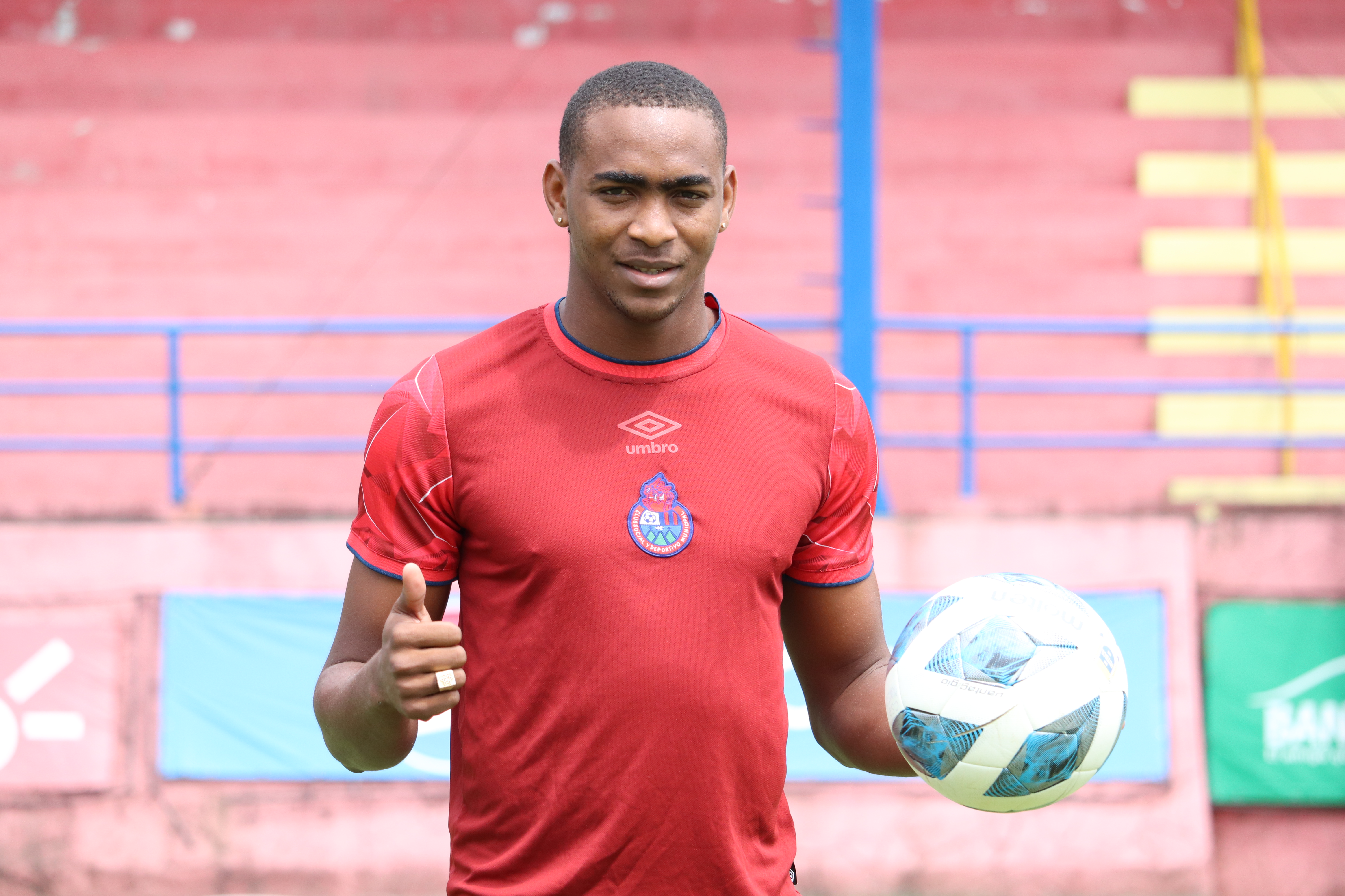 Municipal Reon Moore