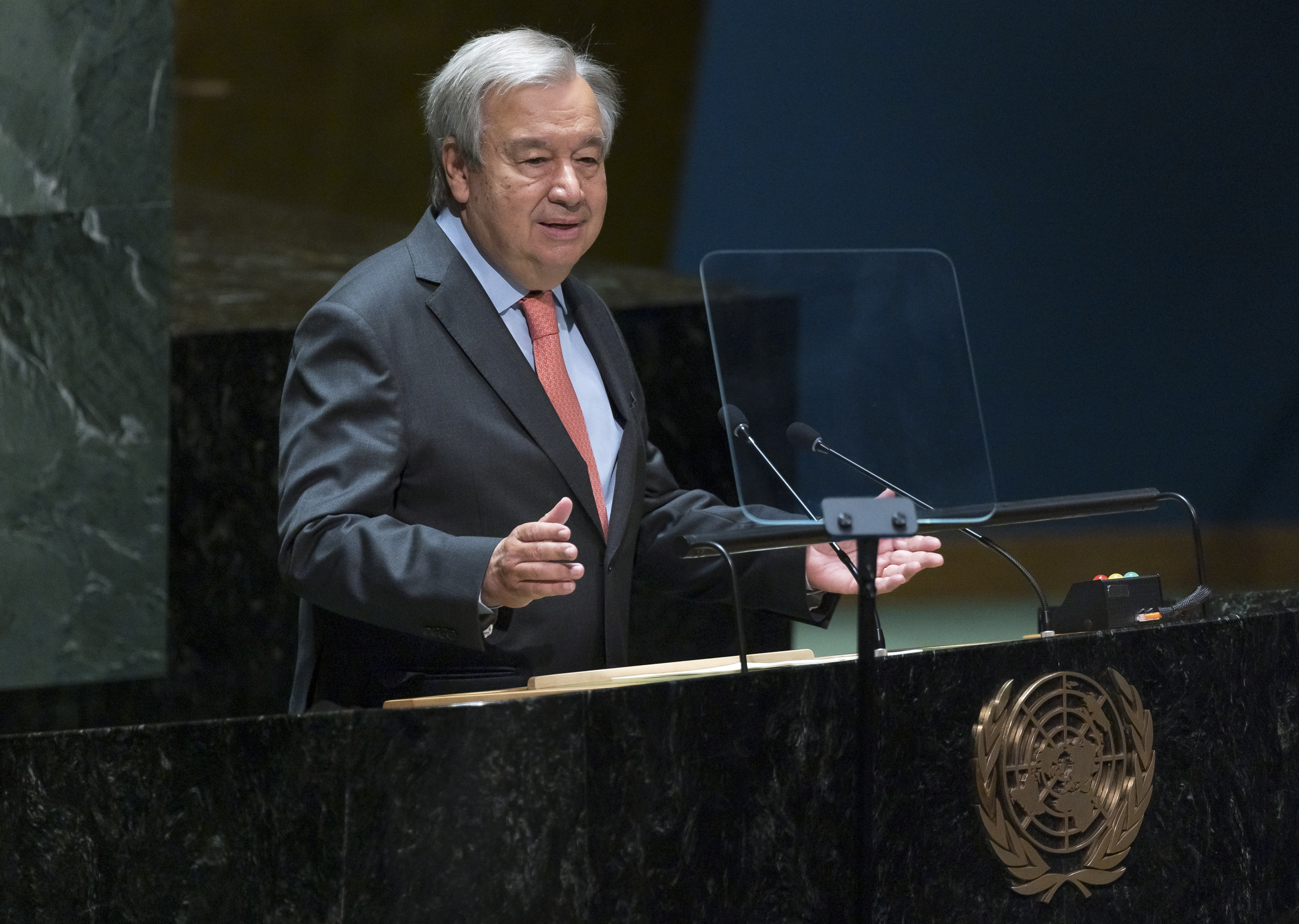 Antonio Guterres, secretario general de la ONU, advierte de los peligros de la proliferación de armas nucleares. (Foto Prensa Libre: EFE)
