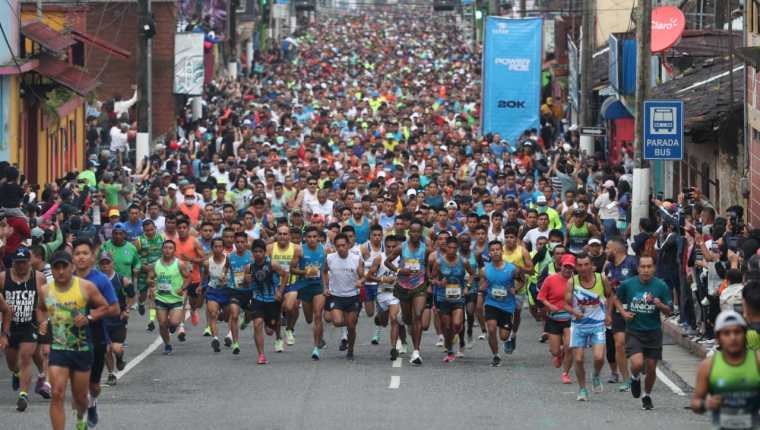 Uno de los corredores no llegó a la meta pero es recordado por amigos y familiares como todo un campeón. Fotografía: Prensa Libre (Erick Ávila).
