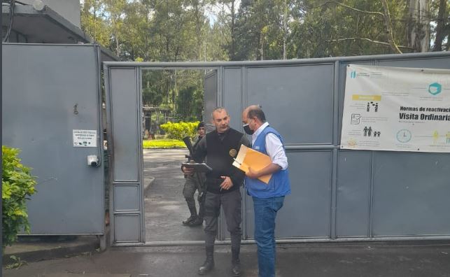 Ante denuncias de Jose Rubén Zamora, PDH visita la cárcel Mariscal Zavala, donde está recluido