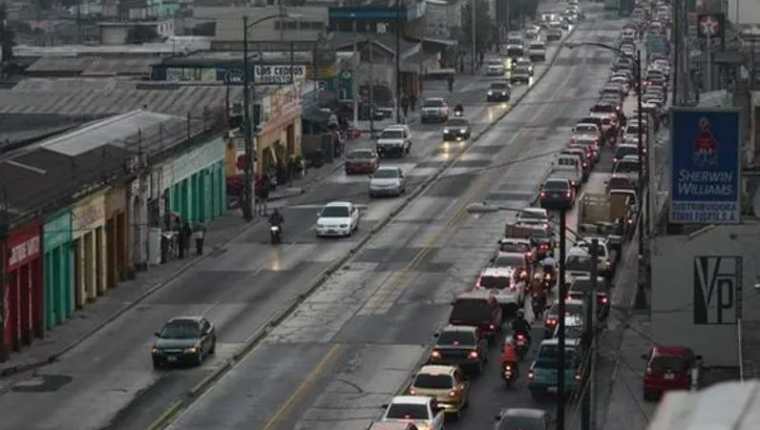 La manifestación pacífica comenzará a las 7 horas de este miércoles en el Trébol y se dirigirá por la Avenida Bolívar hacia la Municipalidad de Guatemala. (Foto Prensa Libre: HemerotecaPL)