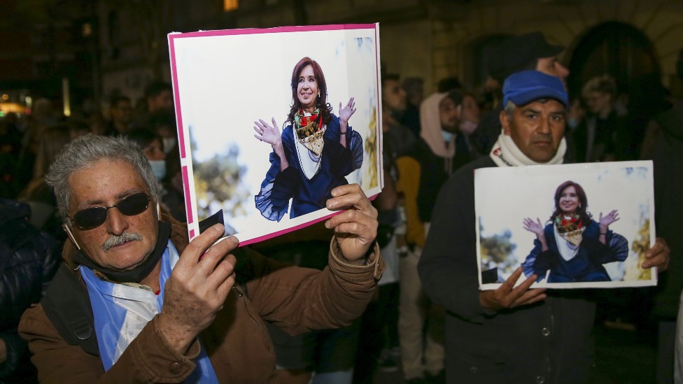 Atentado contra Cristina Fernández