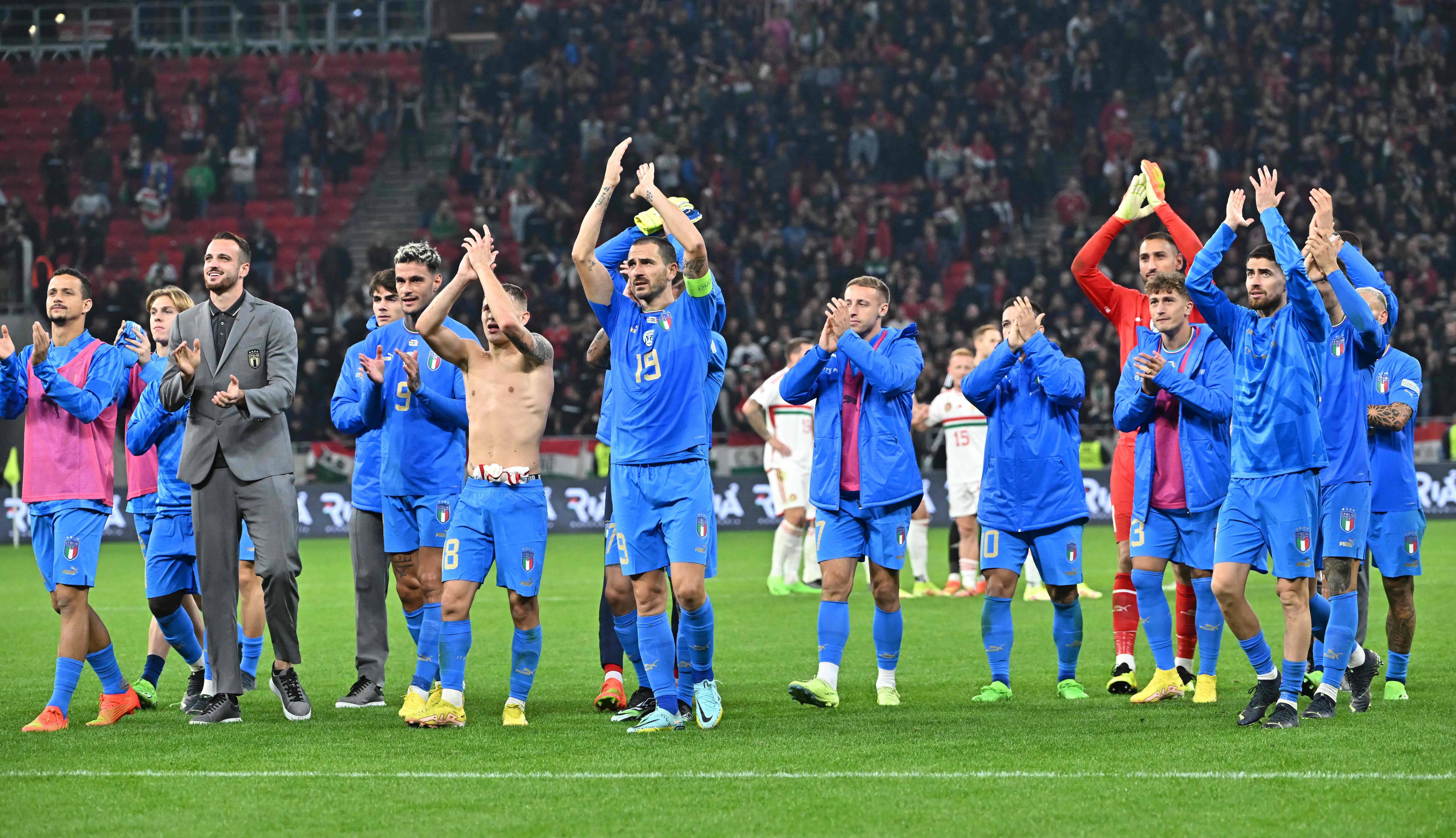Italia, que no jugará el Mundial de Qatar 2022, sueña con alzar la Copa de campeón de la Nations League el año entrante. (Foto Prensa Libre: AFP)
