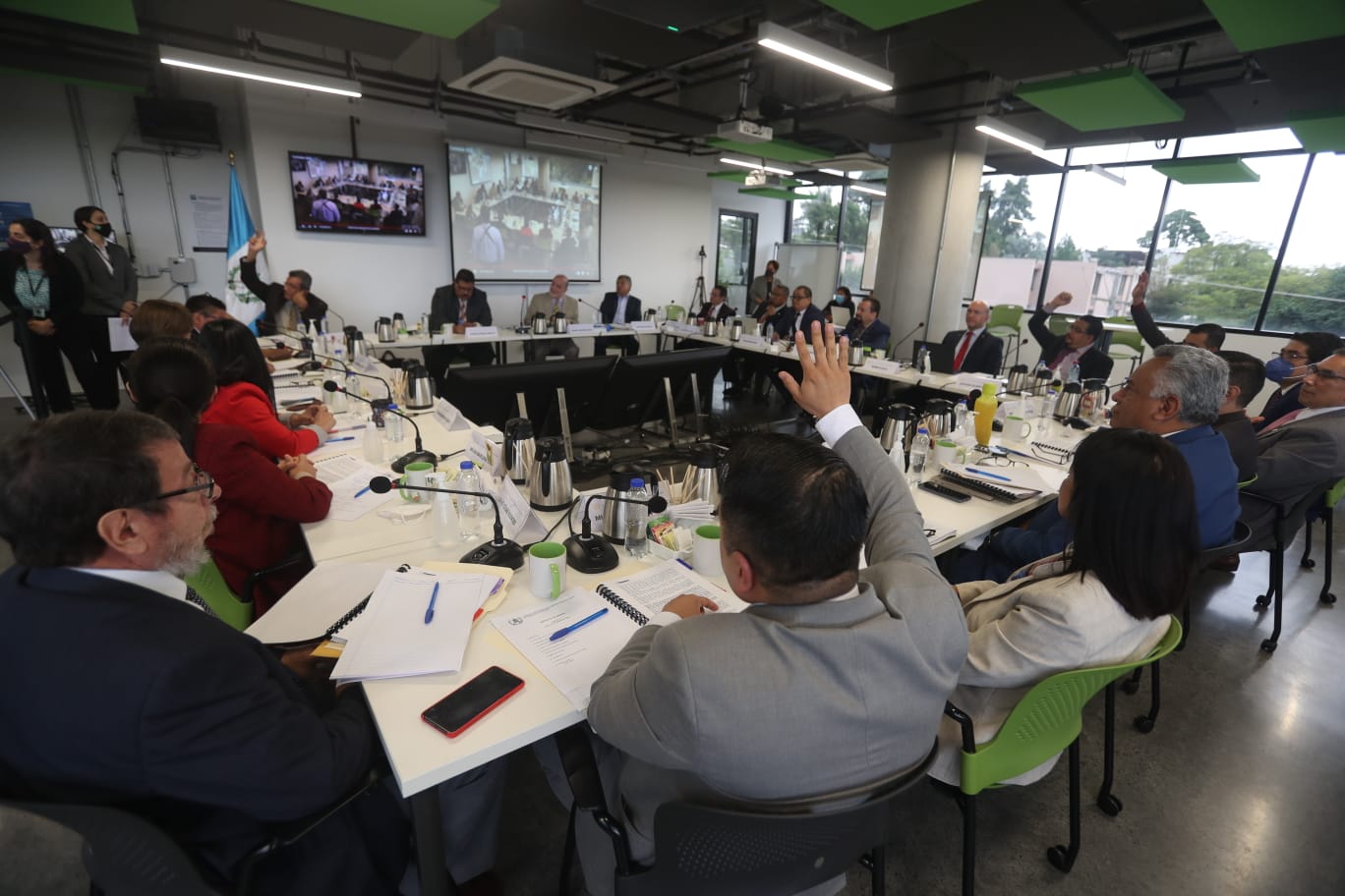 Los comisionados tendrán la posibilidad de conectarse a las sesiones de manera remota en un caso excepcional. Fotografía: Prensa Libre (Juan Diego González). 
