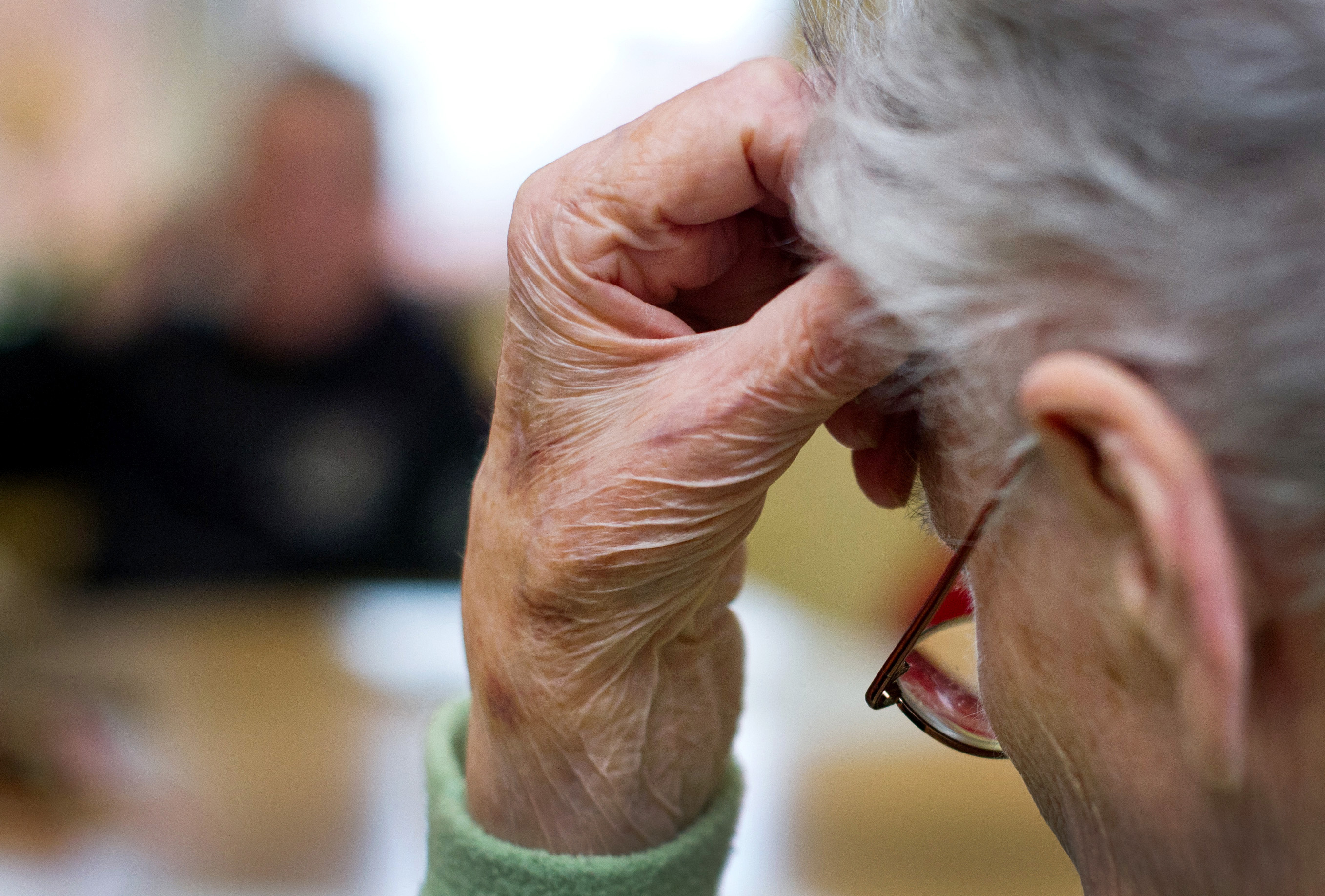 Cómo interpretar los síntomas: ¿son olvidos normales o podría ser Alzheimer?