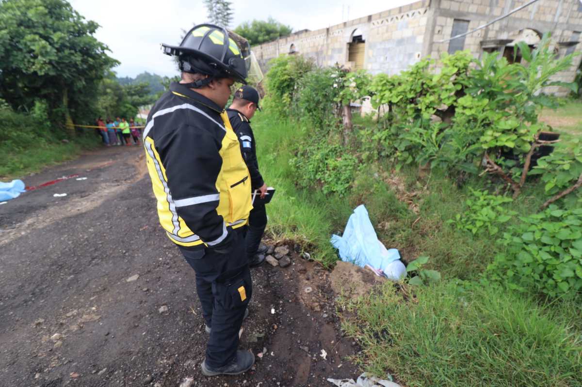 Hallan cuerpos baleados de dos mujeres en zona 10 de Villa Nueva