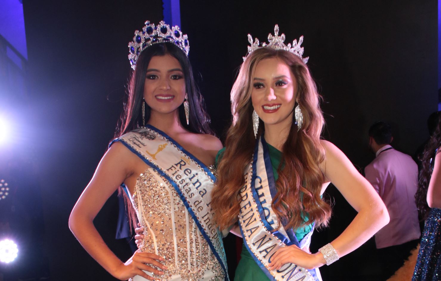 Zury Izaguirre, de Alta Verapaz, es le nueva Reina Nacional de las Fiestas de Independencia de Quetzaltenango y Silvia Sagastume, de Chiquimula, fue coronada como virreina Nacional. (Foto Prensa Libre: Mynor Toc)