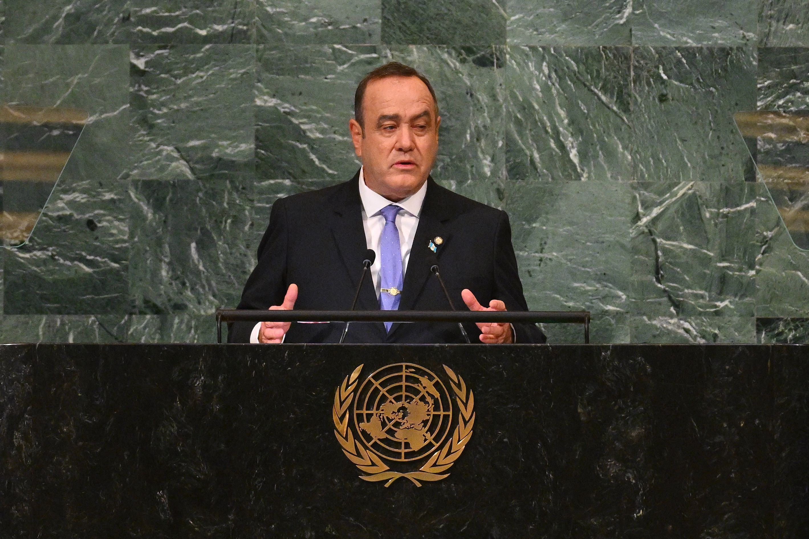 El presidente Alejandro Giammattei durante su discurso en la Asamblea General de la ONU, en Nueva York, EE. UU. (Foto Prensa Libre: AFP)