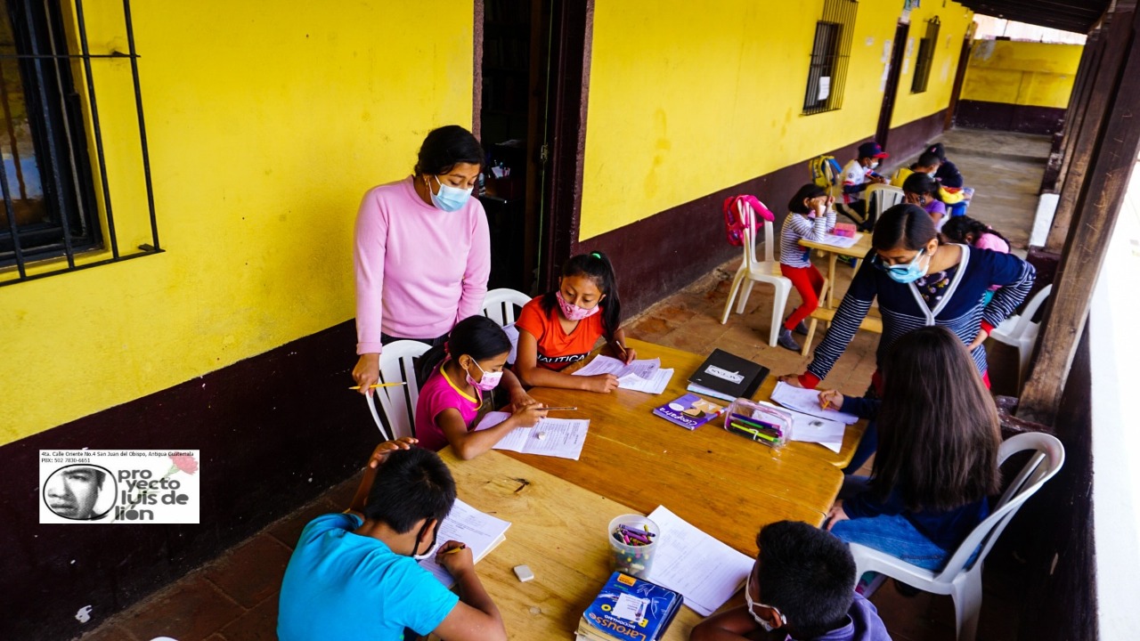 La Biblioteca Luis de Lión cumple 60 años y trabaja por llegar a más niños, niñas y jóvenes en la comunidad.   (Foto Prensa Libre: cortesía Proyecto Luis de Lión)
