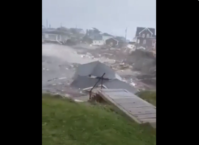 En imágenes: El huracán Fiona deja “huella” de destrucción en la costa este de Canadá