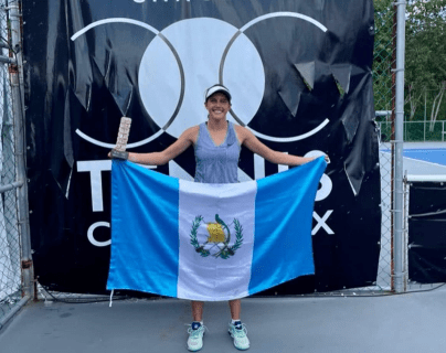 La tenista guatemalteca Gabriela Rivera consigue histórico título en Cancún