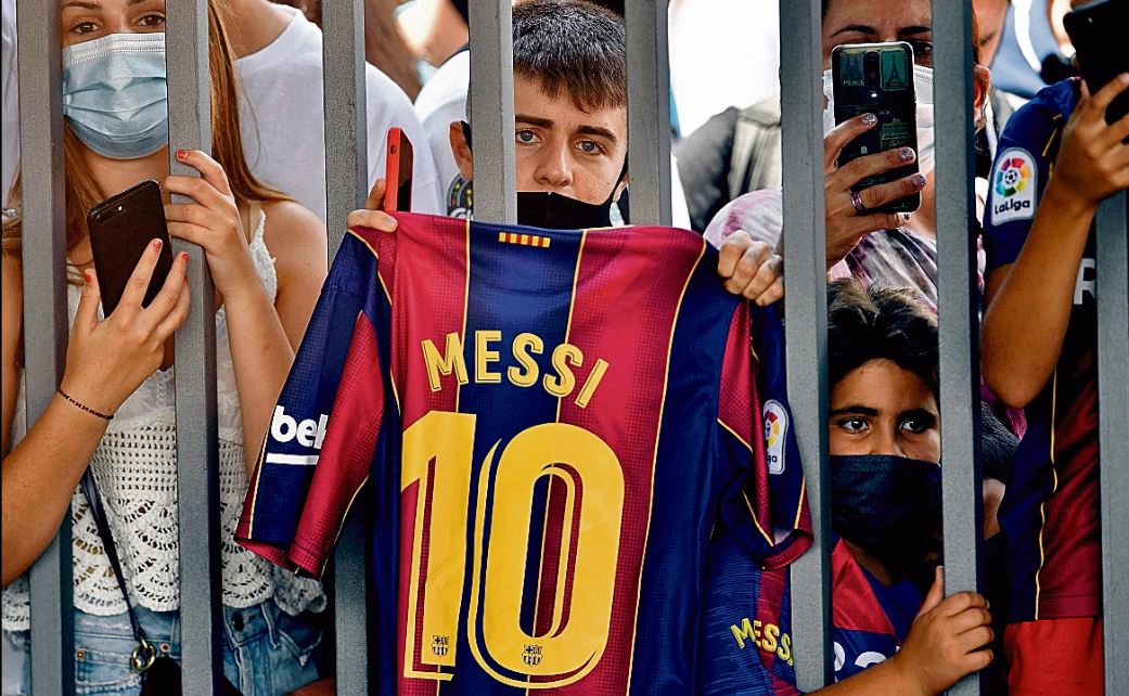 Leo Messi y sus pedidos al Barcelona para renovar en el 2020 se hicieron públicos por un medio español. (Foto Prensa Libre: Hemeroteca PL)