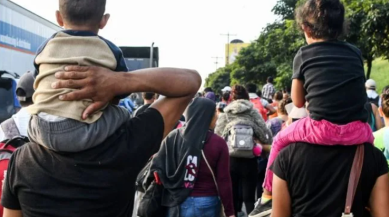 Las caravanas migratorias han elevado el número de indocumentados que pasan por Guatemala. Fotografía: EFE. 