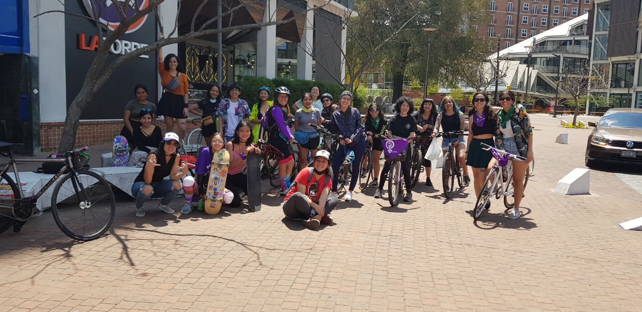 Colazos en bicicleta: Otra forma de hacer comunidad en Guatemala